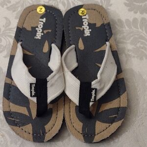 Kids Sandals - Tropix Tan, Green And Cream